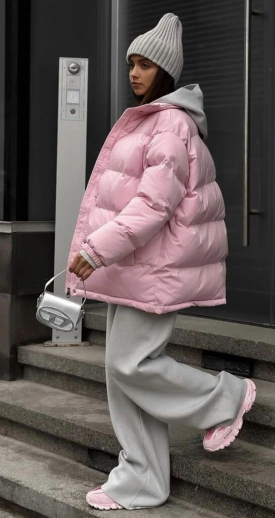 Así es el abrigo de moda esta temporada. Foto: Pinterest.