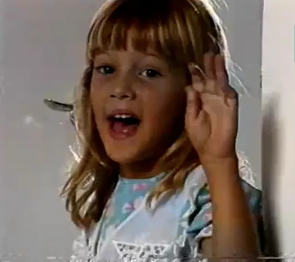 La imagen de Luisana Lopilato de pequeña