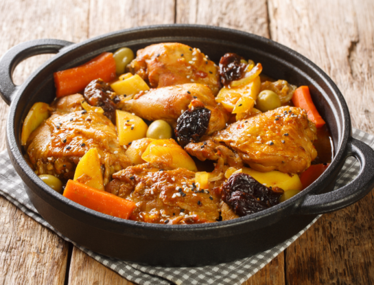 Cazuela de pollo y vegetales: la receta anti frío más fácil y económica