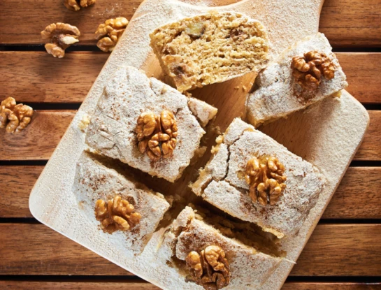 Cuadrados húmedos de banana: la receta fácil de Jimena Monteverde
