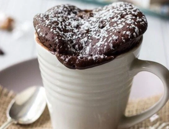 La receta de la torta en taza y al microondas