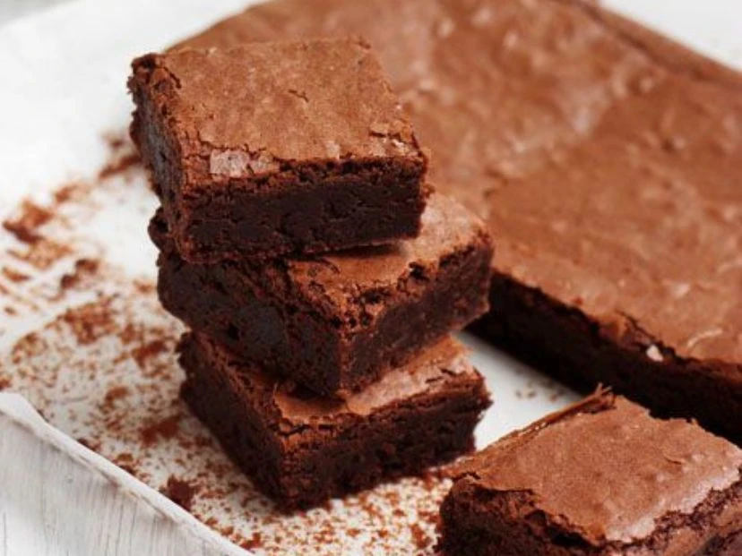 Brownie de chocolate hecho con manzana: una receta que sólo lleva 3 ingredientes