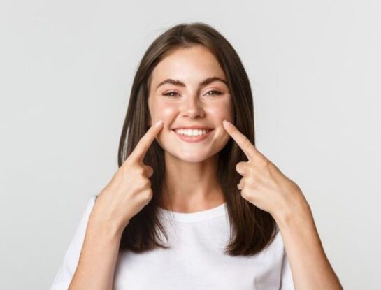 Afirman que el ayuno intermitente promueve la estética dental: la palabra de un especialista