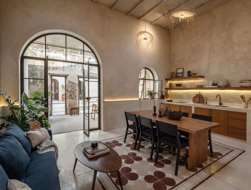 Una casa que combina lo tradicional y lo contemporáneo a la perfección