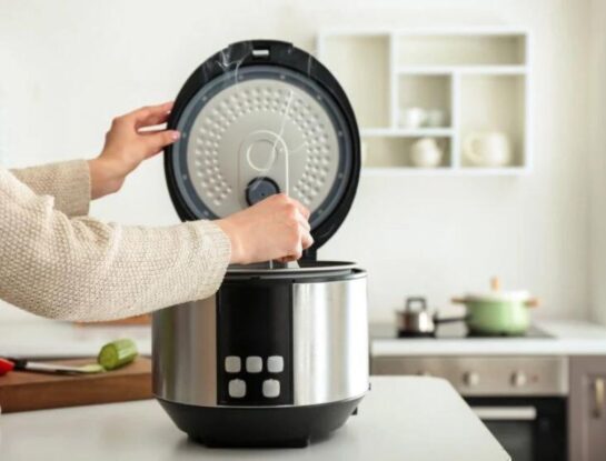 Paso a paso: cómo limpiar una freidora de aire
