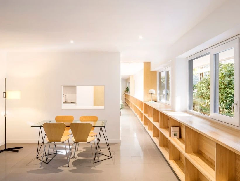 Así se convirtió un antiguo consultorio médico en una moderna casa