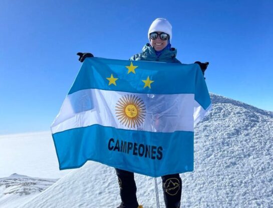 Belén Silvestris González, la argentina más joven en escalar el Everest: "Cuando estaba por llegar, quede colgada en el abismo"