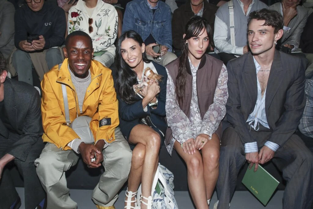 Vidriera: de Kate Moss a Demi Moore, los looks de los invitados a la front row de Dior