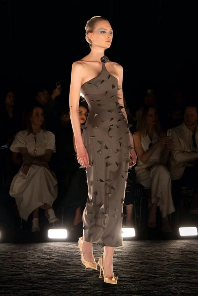 Desfiles Schiaparelli Alta Costura 2024/25