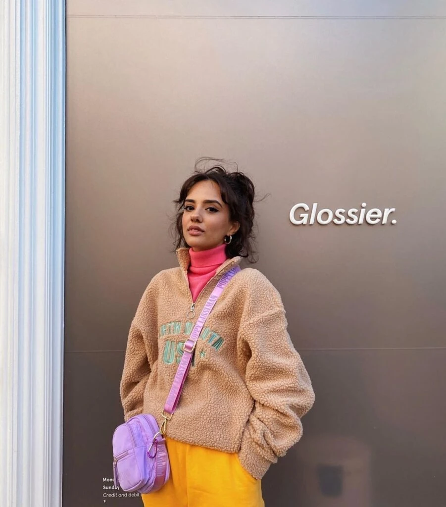 Alerta tendencia: estas camperas con corderito son las más elegidas del invierno