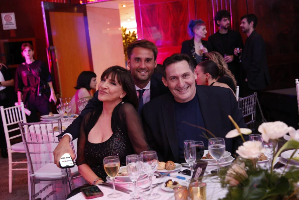 de Pampita a Vero Lozano, los looks de los famosos en los Premios OLGA