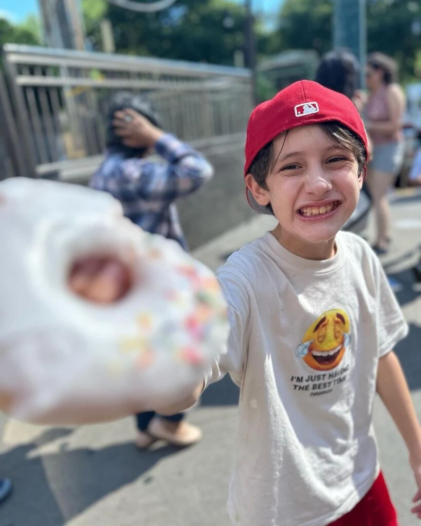 Pampita y su look neo romántico para recorrer Nueva York