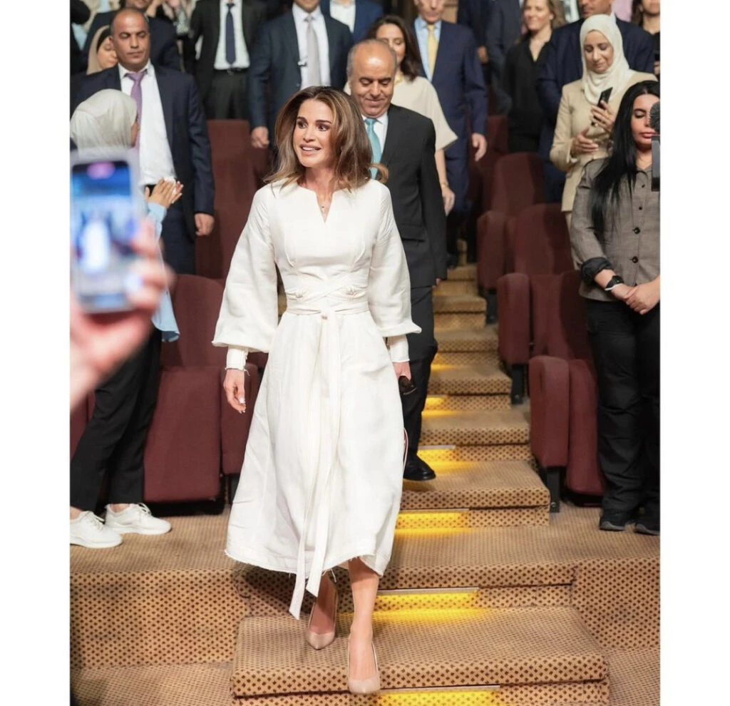 La royal nos adelanta la combinación de colores más chic del próximo verano. Foto: Instagram.