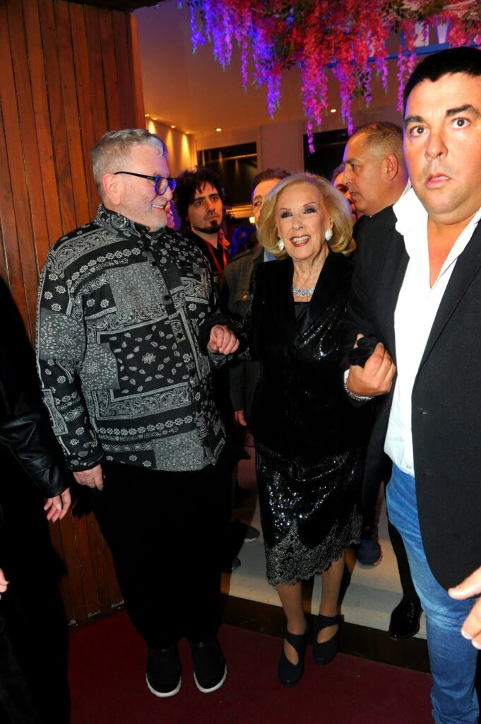Mirtha Legrand fue al teatro Coliseo a ver Mamma Mía!. Foto RS Fotos.