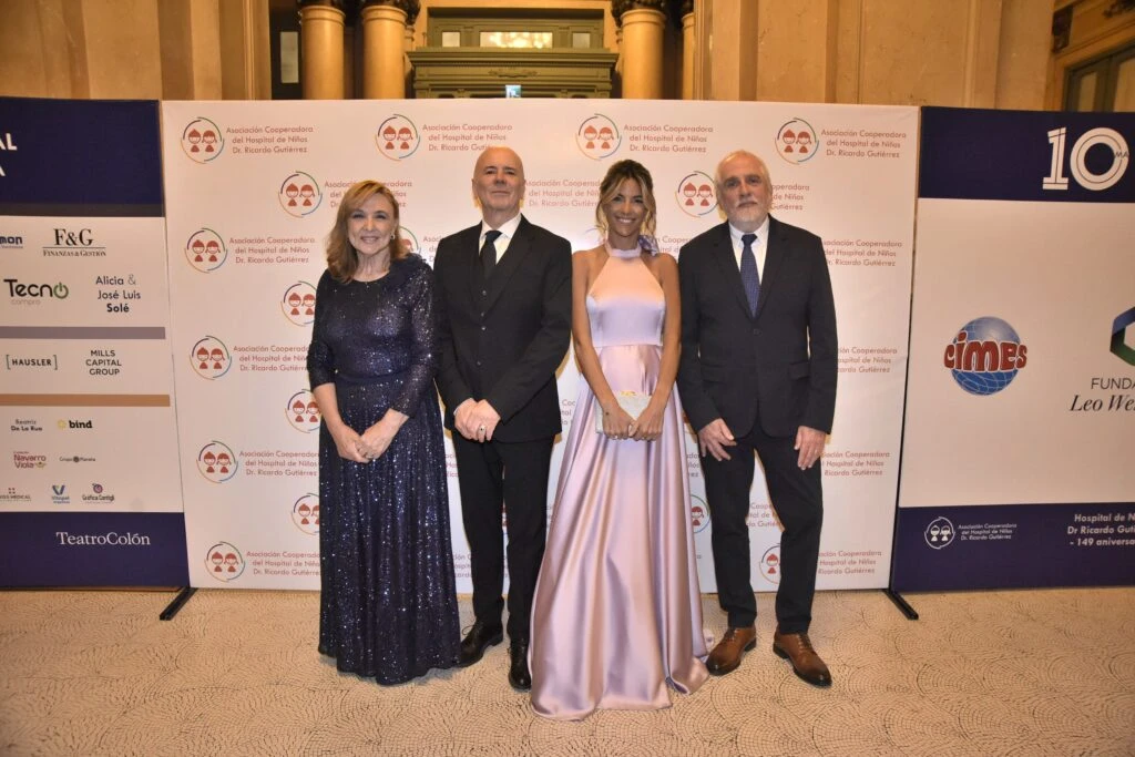 María Belén Ludueña llevó un look soñado en la 10° Gala Solidaria del Hospital Ricardo Gutiérrez 