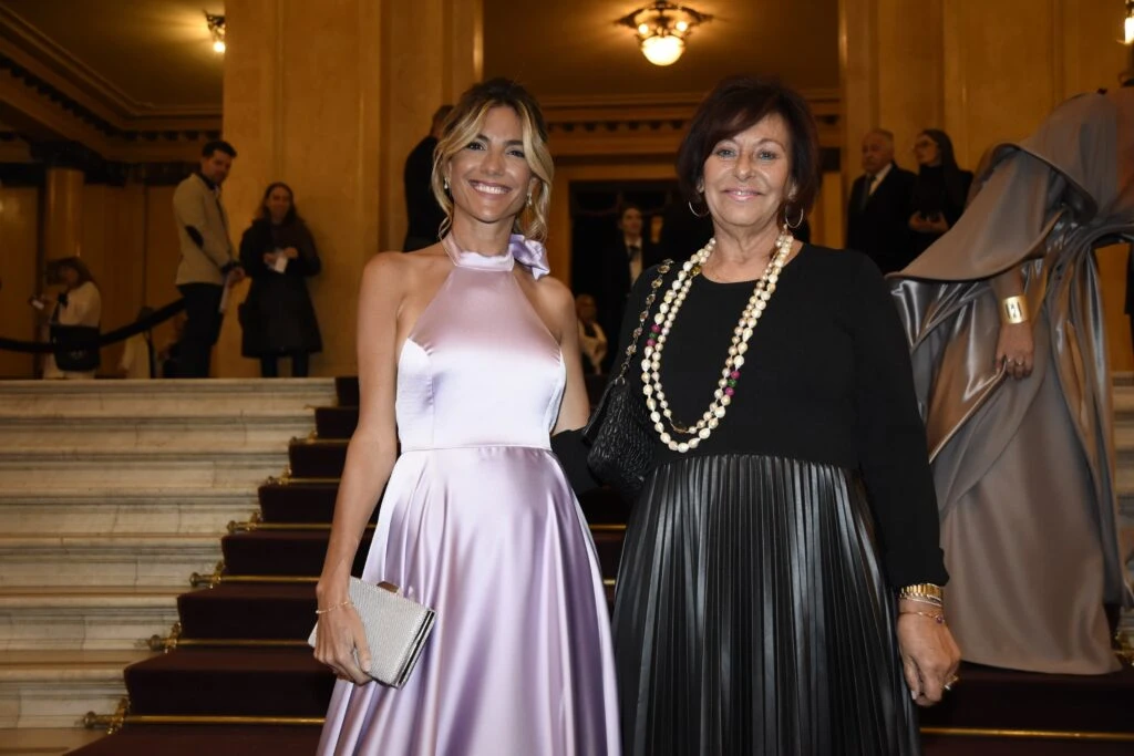 María Belén Ludueña llevó un look soñado en la 10° Gala Solidaria del Hospital Ricardo Gutiérrez 