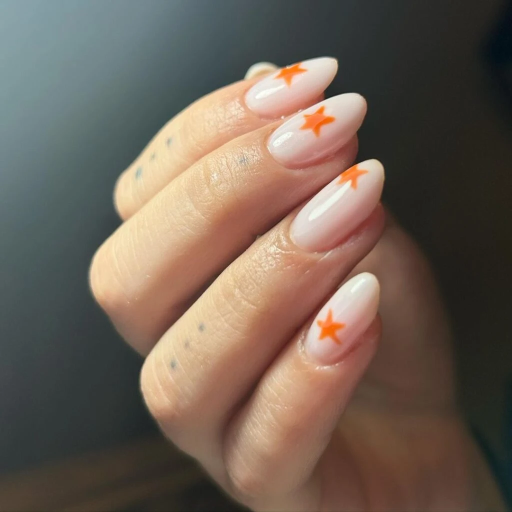 Orange nails: el color de uñas que marca tendencia en el street style