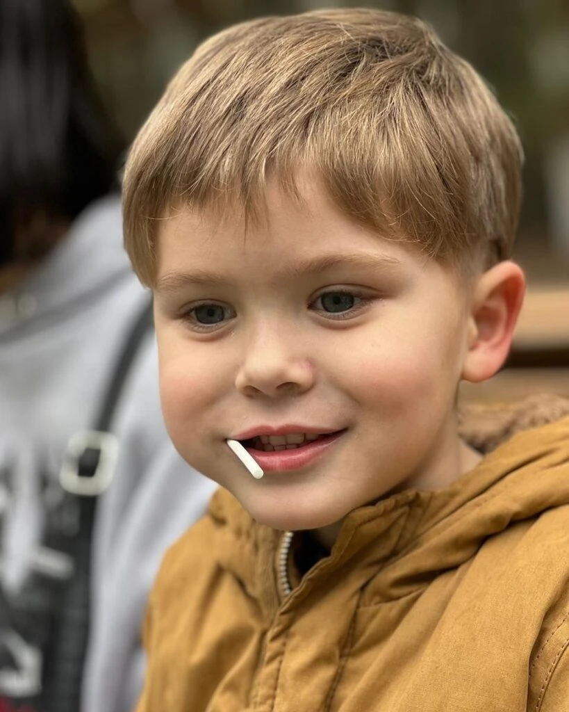 La foto que publicó Vicuña para saludar a Amancio por sus cuatro años.-
