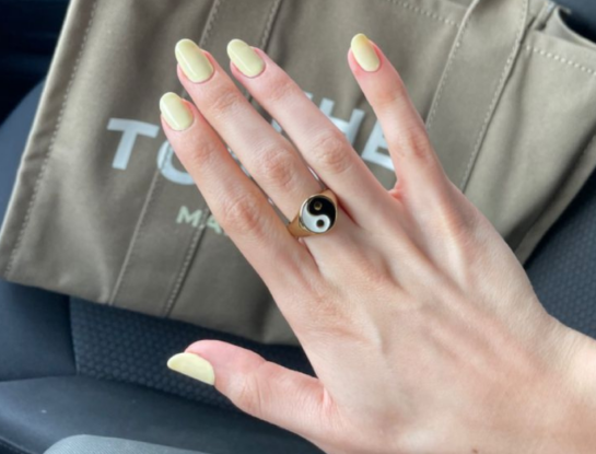 Butter nails, las uñas más chic del verano europeo