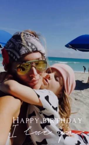 El tierno mensaje de Claudia Albertario a su hija Simona por su cumple de 15