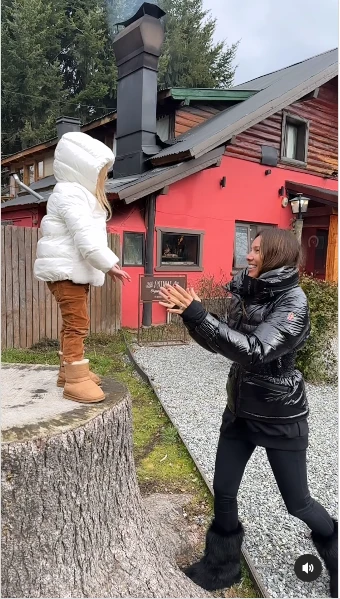 Pampita le dedicó un amoroso posteo a Anita