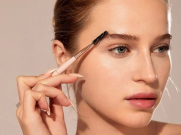 Cómo teñirte las cejas en casa, paso a paso