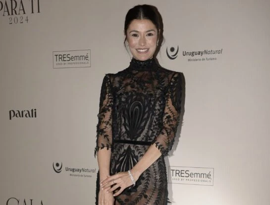 La China Ansa deslumbró en la Gala Para Ti con un look con transparencias