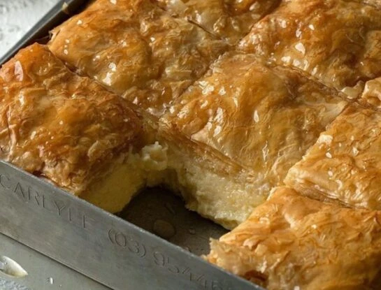 Galaktoboureko: la receta del postre griego con crema pastelera