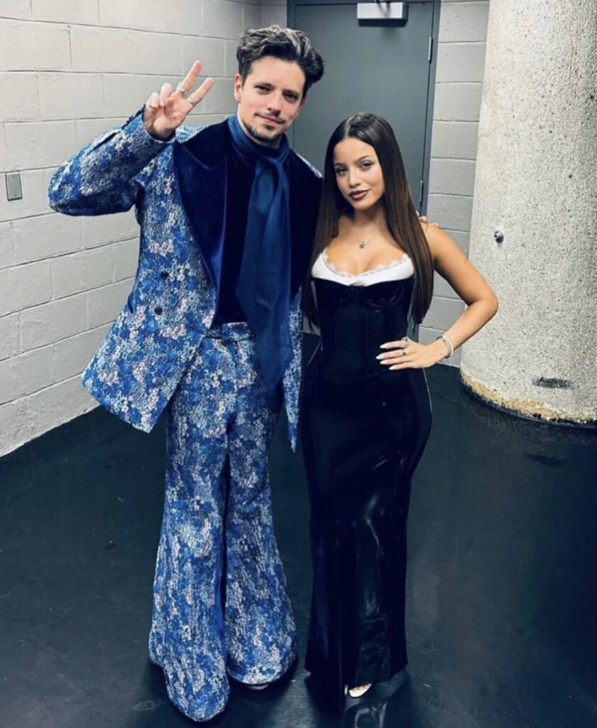 Emilia Mernes nos adelanta la tendencia que pisa fuerte en vestidos de fiesta. Foto: Instagram.