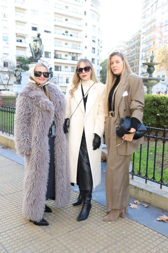 Evangelina Boleggi, Vania Rothen y Tinita Walsh