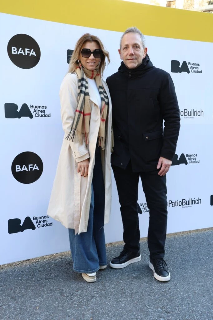 Guillermo Azar y su Mujer