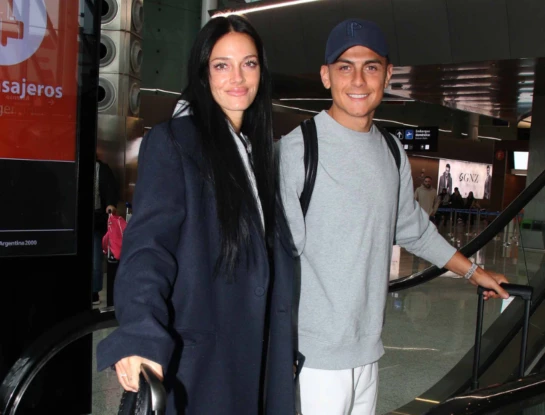 Las fotos de Oriana Sabatini y Paulo Dybala rumbo a Roma