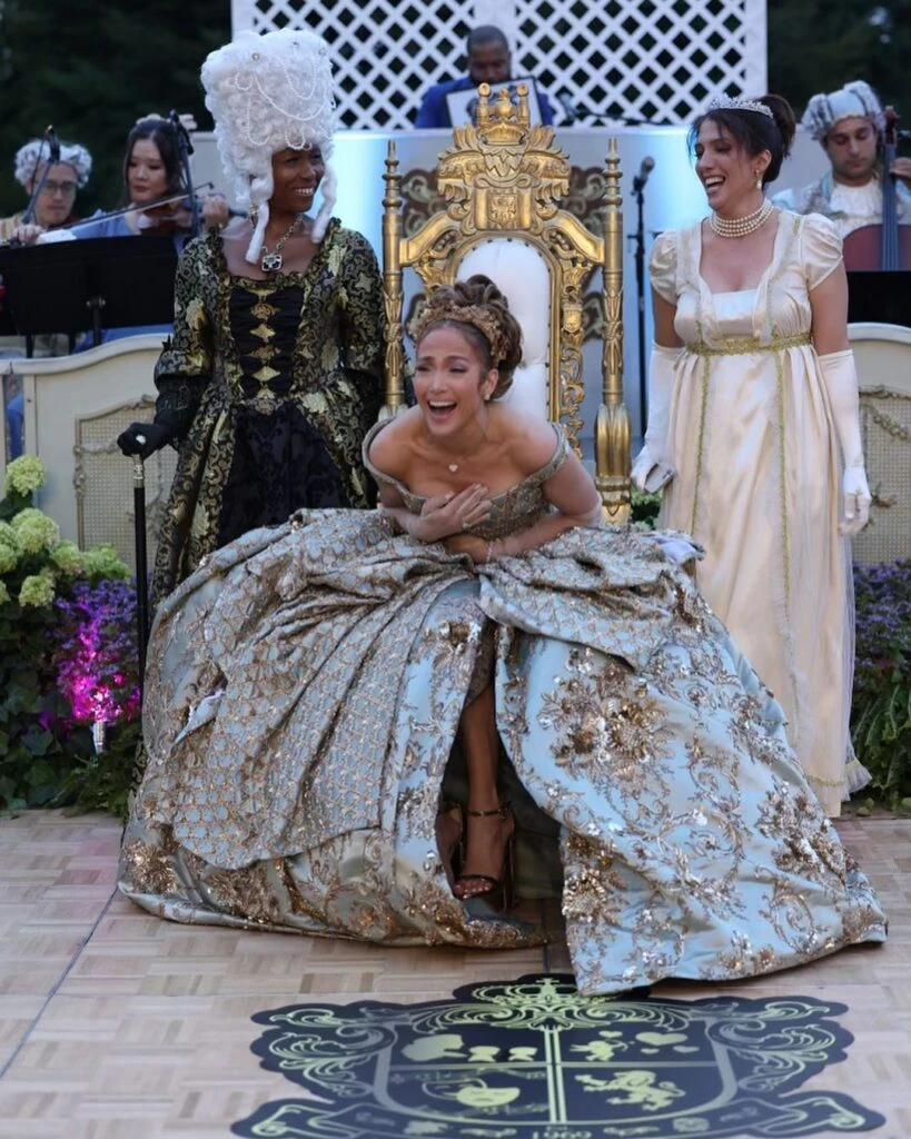 Las fotos del cumpleaños temático de Jennifer Lopez