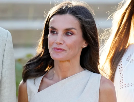 Letizia Ortiz mostró el makeup de verano perfecto para resaltar el bronceado