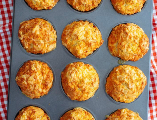 Muffins de queso: la receta más original para la picada del Día del Amigo