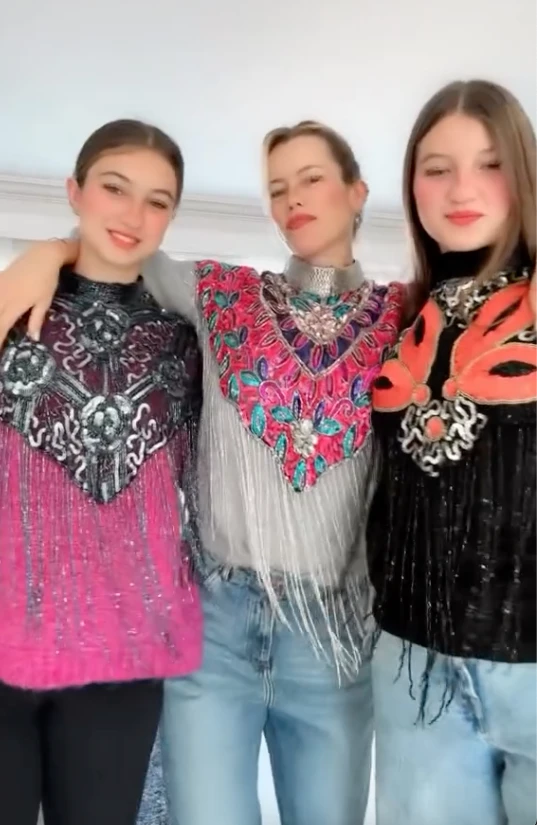 Nicole Neumann, Indiana y Allegra Cubero mostraron los suéteres más trendy del invierno