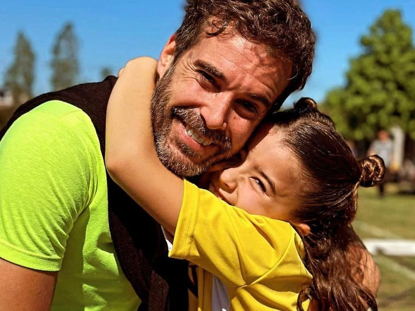 La relación de Nicolás Cabré y su hija Rufina