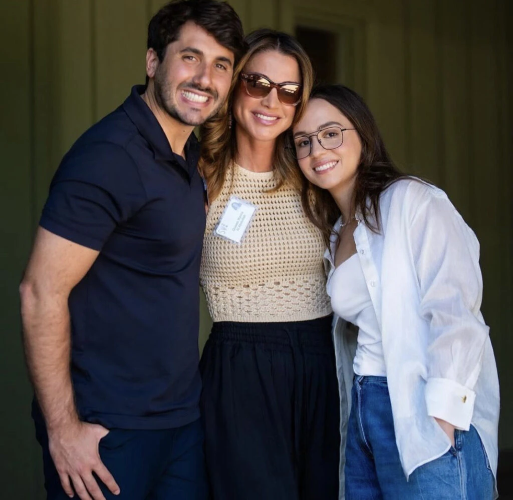 Rania nos adelanta la tendencia más canchera del próximo verano 2025. Foto: Instagram.