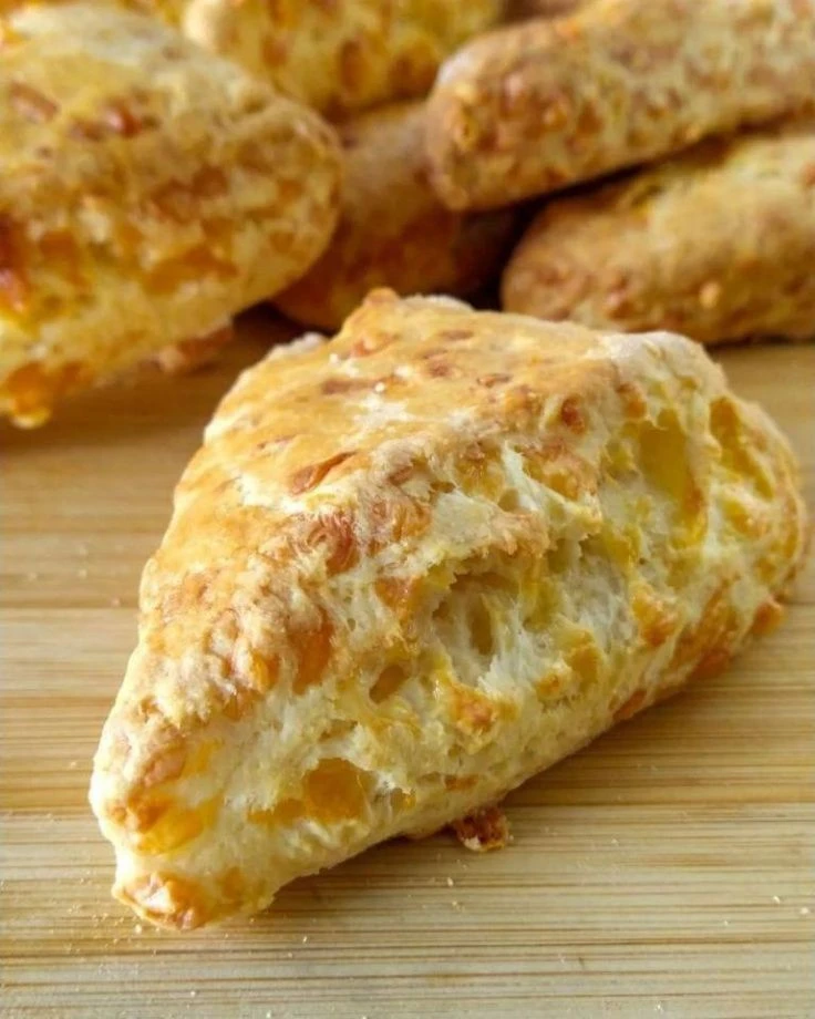 La receta de los scones de queso de Estefi Colombo ideales para comenzar el día