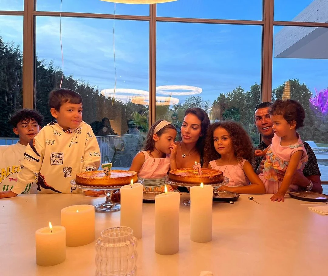 Mansión de Cristiano Ronaldo y Georgina Rodríguez