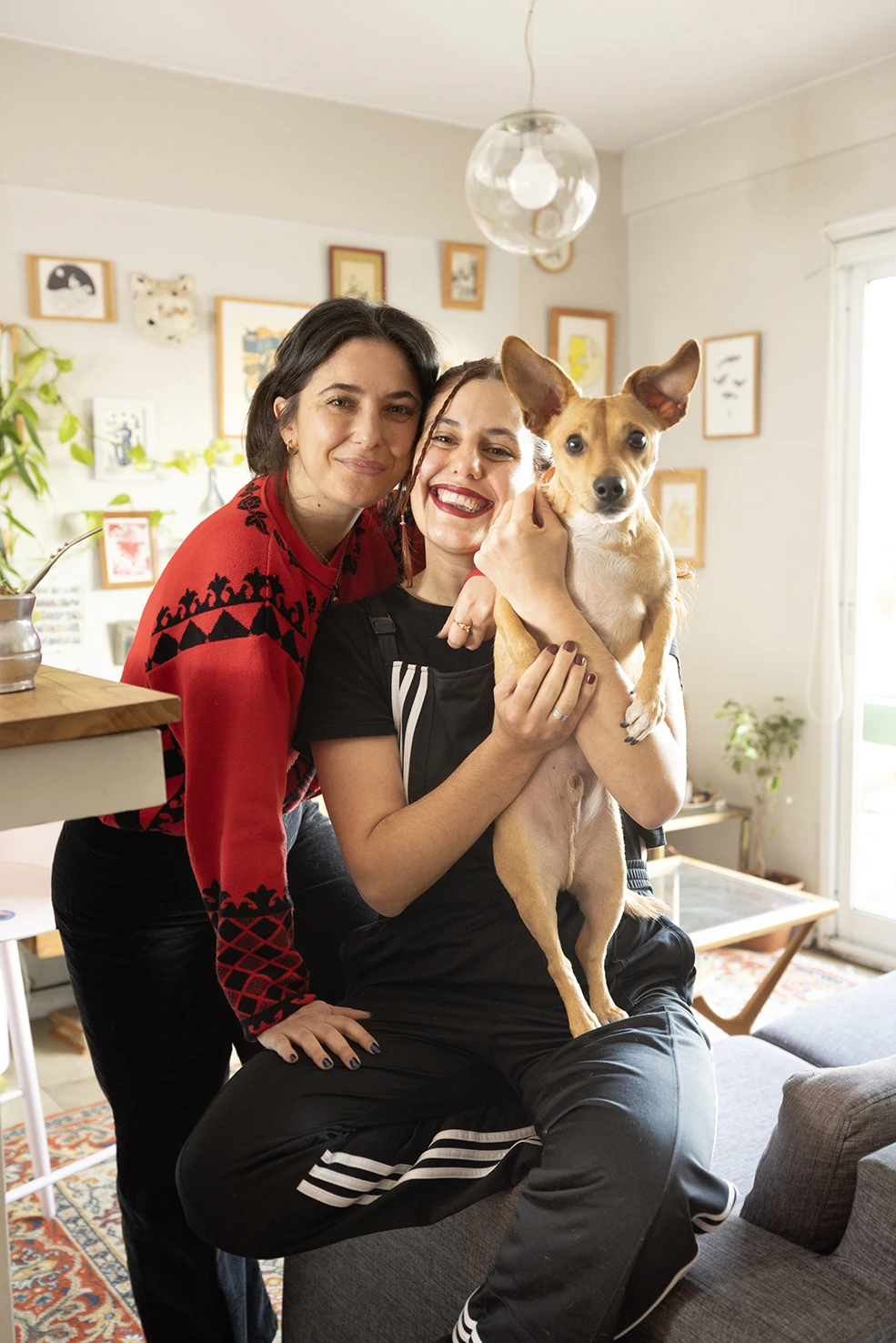 “El departamento lo compartimos nosotras y Pipu, pero está siempre abierto a quién lo necesite", asegura Vicky. 