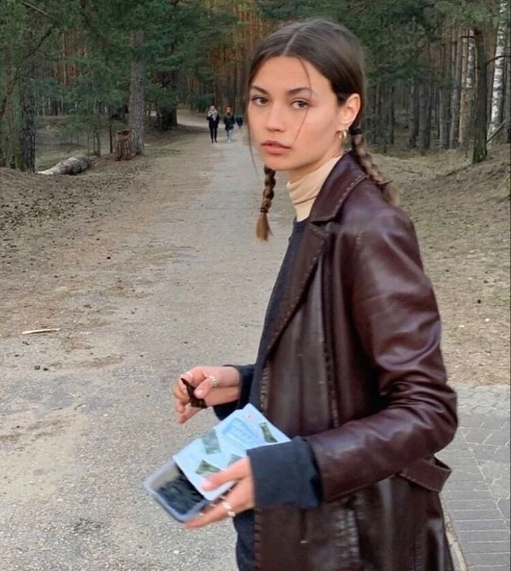 Pampita mostró el peinado ideal para un día al aire libre