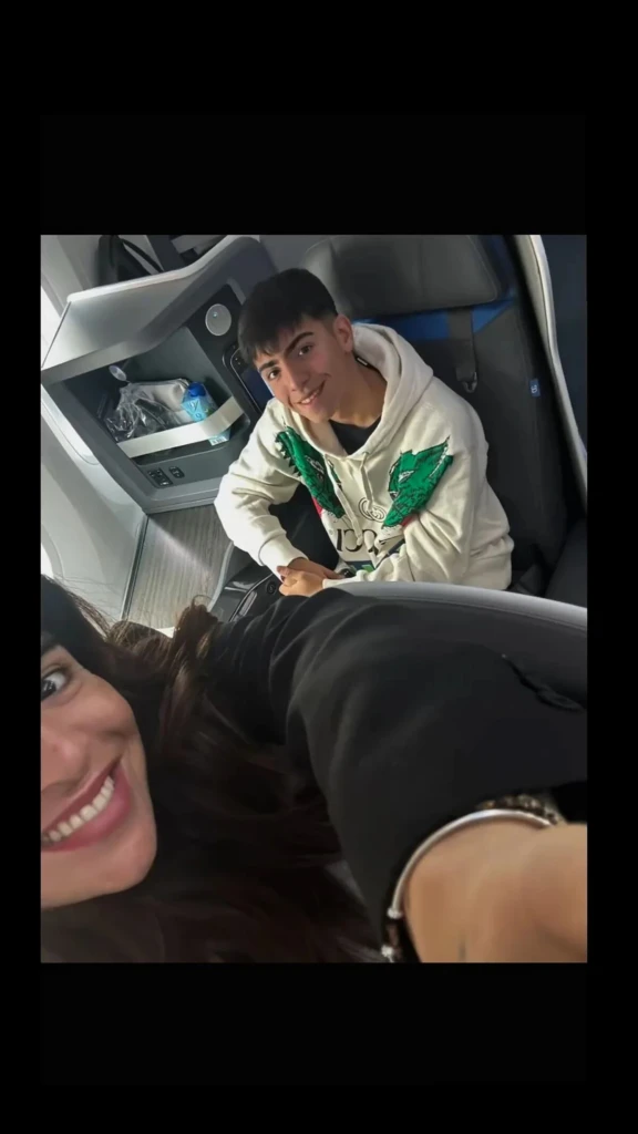 Las fotos de las vacaciones de Gianinna Maradona junto a su hijo en España