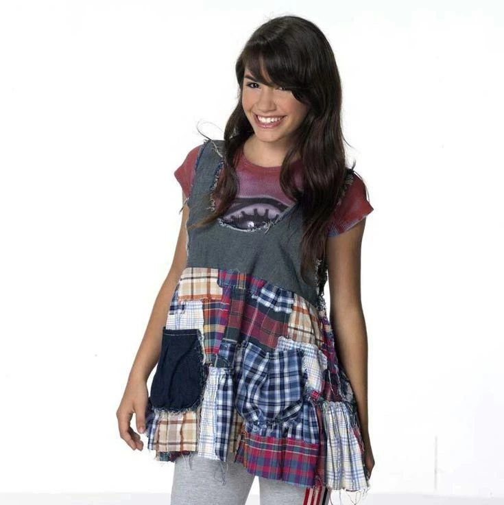 Guía de estilo: así se lleva el patchwork, el dress code de las series de Cris Morena 