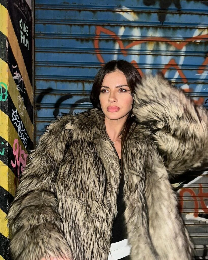 CHina Suarez estilo MOB Wife