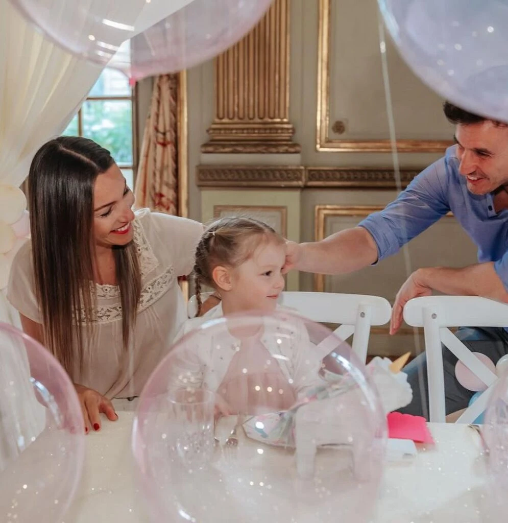 Más fotos del cumpleaños de Ana García Moritán, posteadas por Roberto García Moritán