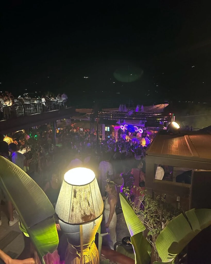 Las fotos de las vacaciones de Pampita en Ibiza