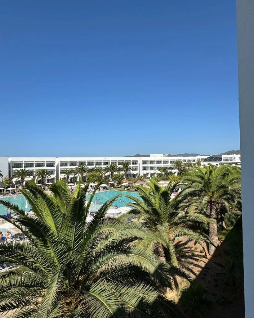 Las fotos de las vacaciones de Pampita en Ibiza