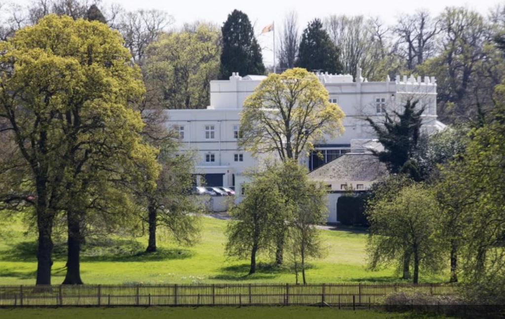 Royal Lodge en Windsor Great Park, la mansión donde irían a vivir Kate Middleton y William
