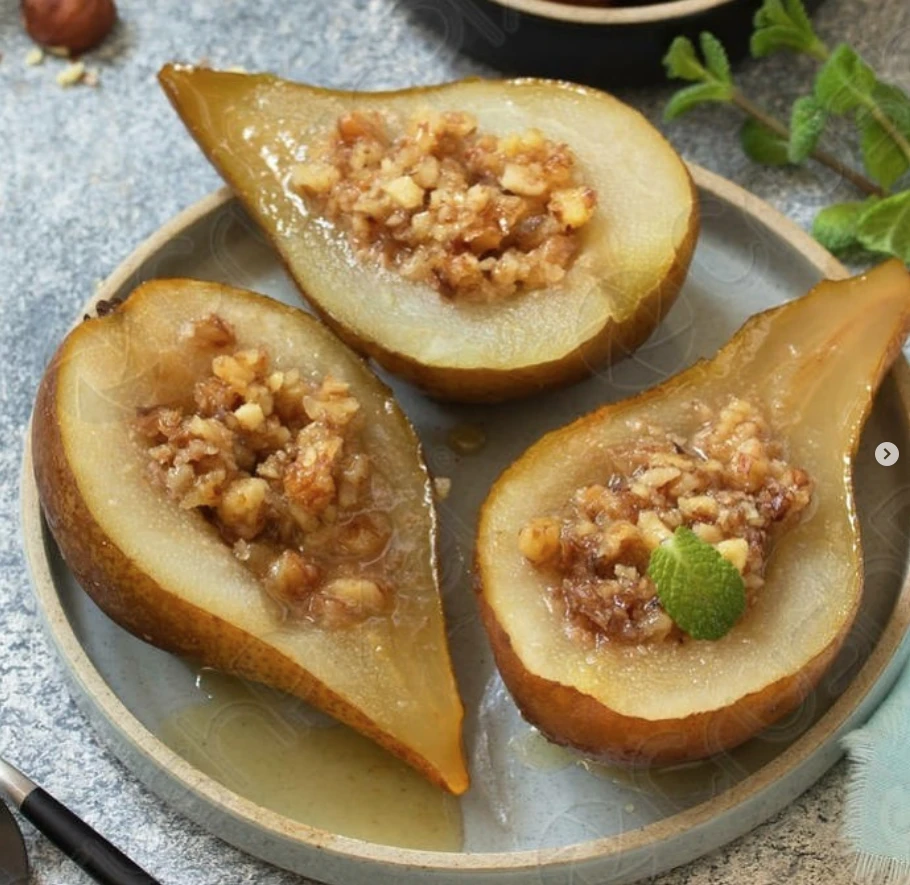 Peras al horno con granola